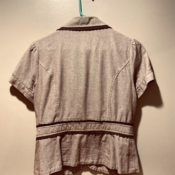 Studio Y short sleeve scalloped blazer - Picture 2 of 2